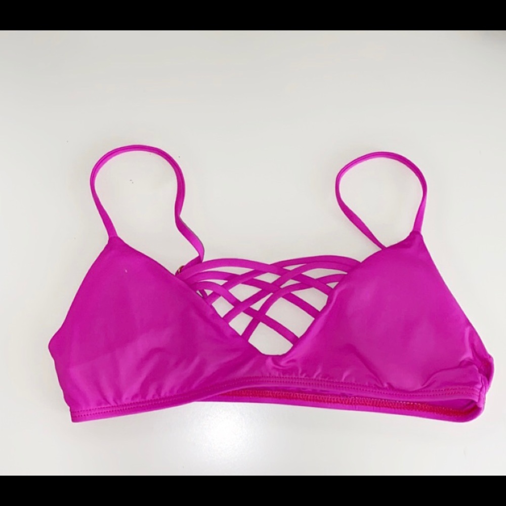 L space swim top